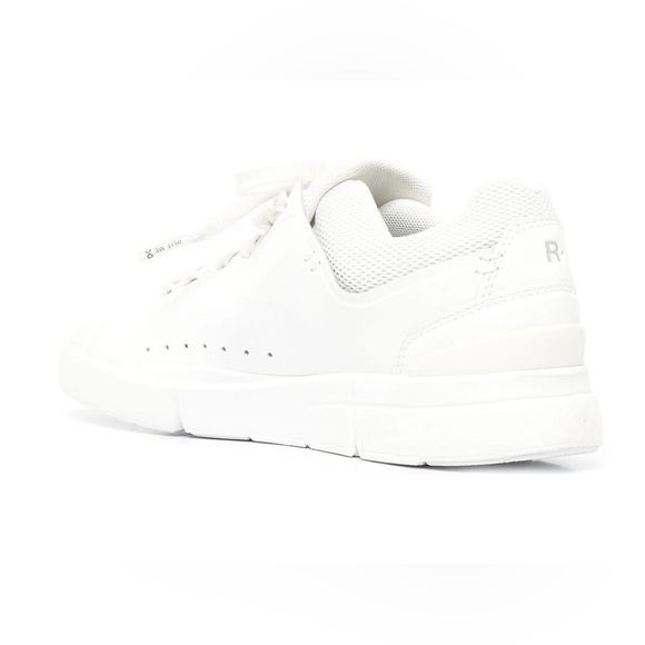 On Running The Roger low-top sneakers womans - Picture 2 of 11